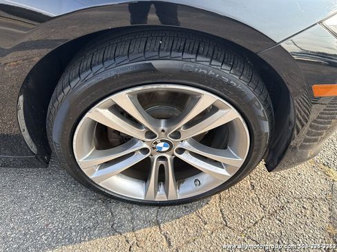 Used 2015 BMW 328i xDrive Sedan AWD/4WD image 12