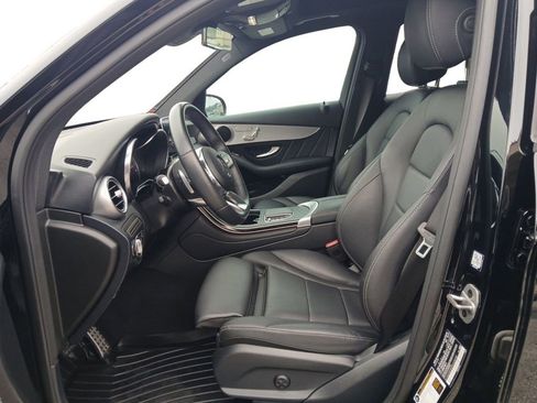 Used 2022 Mercedes-Benz GLC 300 image 9
