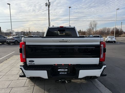 Used 2026 Ford F450 Platinum w/ FX4 Off-Road Package image 6