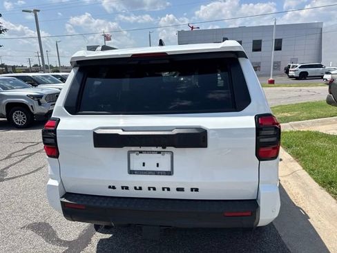 Used 2026 Toyota 4Runner TRD Off-Road Premium AWD/4WD image 7