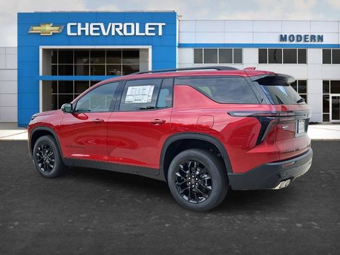 New 2026 Chevrolet Traverse LT w/ Midnight/Sport Edition AWD/4WD image 3