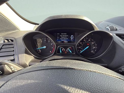 Certified 2019 Ford Escape SE image 29