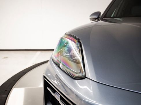 New 2026 Porsche Cayenne GTS AWD/4WD image 13