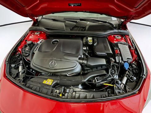 Used 2019 Mercedes-Benz CLA 250 4MATIC image 35