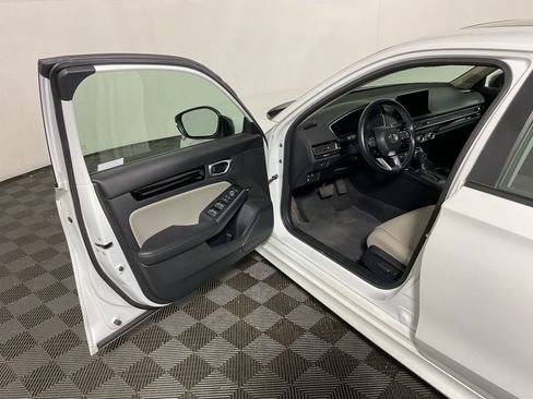 Used 2023 Honda Civic Touring image 20