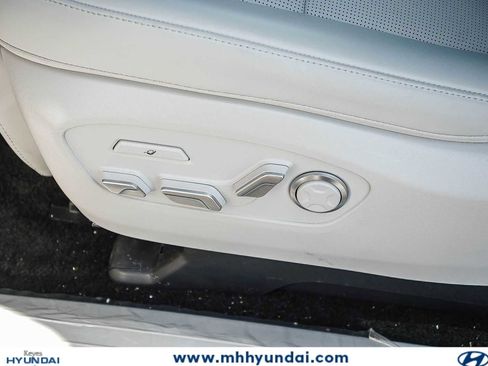 New 2026 Hyundai Ioniq 9 Limited AWD/4WD image 26
