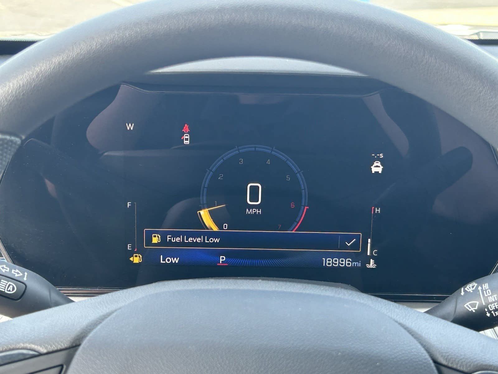 Used 2025 Chevrolet Trax LT FWD image 32