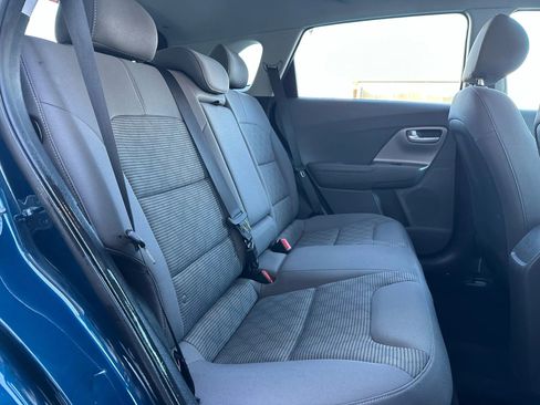 Used 2018 Kia Niro LX image 14