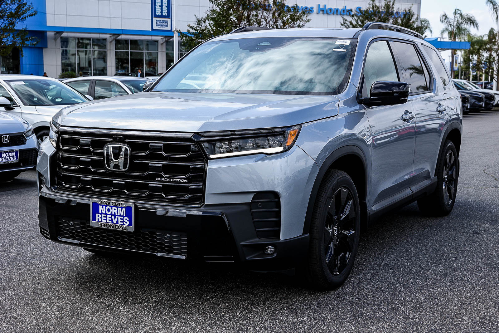 New 2026 Honda Pilot Black Edition image 3