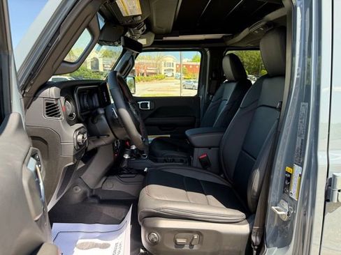 New 2026 Jeep Wrangler Unlimited Rubicon 392 w/ Quick Order Package 27X Moab image 13