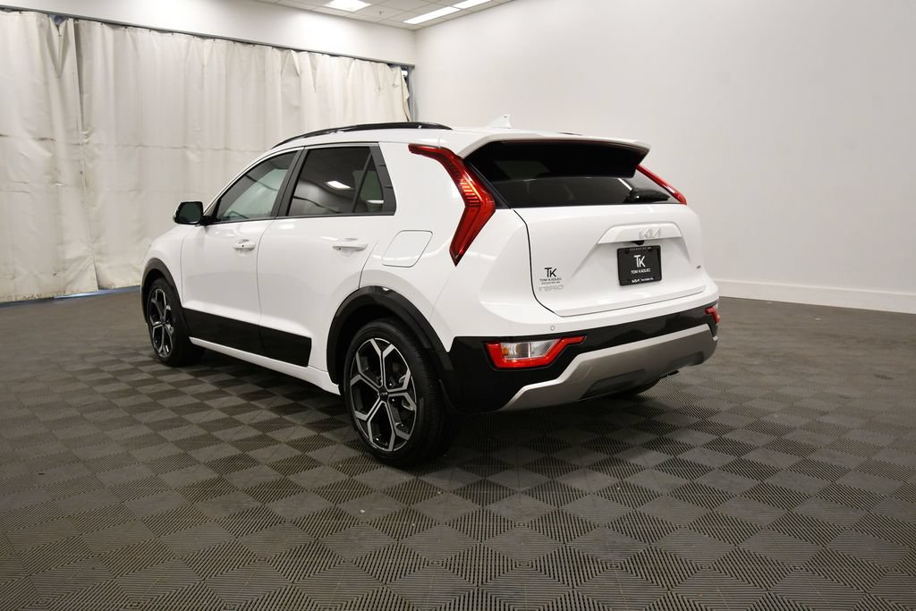 Certified 2025 Kia Niro EX Touring FWD image 5