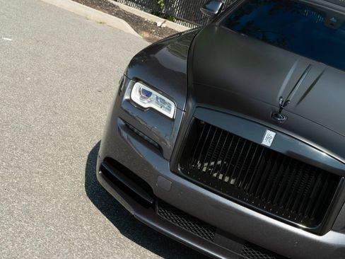 Used 2017 Rolls-Royce Dawn RWD image 5