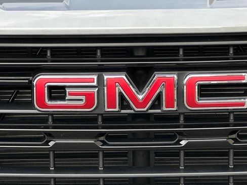 Used 2026 GMC Sierra 1500 Elevation w/ Preferred Package RWD image 39