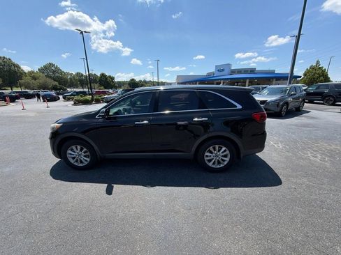 Used 2019 Kia Sorento L FWD image 6