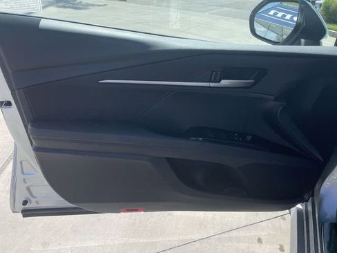 Used 2025 Toyota Camry LE w/ Convenience Package FWD image 21