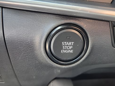 Used 2024 MAZDA MAZDA3 s FWD image 22