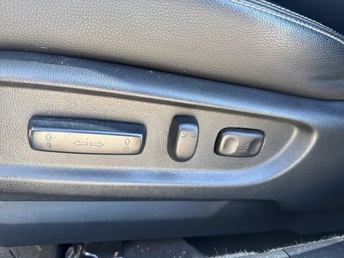 Used 2016 Honda Accord Sport image 18