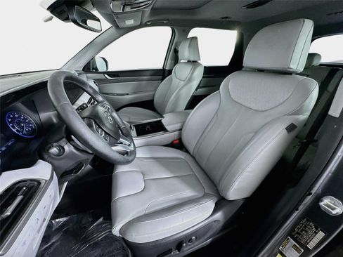 Used 2022 Hyundai Palisade SEL w/ 8P Bench Seat Package FWD image 12