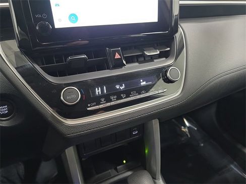 Certified 2024 Toyota Corolla Cross LE image 21