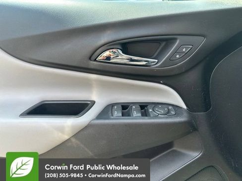 Used 2019 Chevrolet Equinox LS w/ LS Convenience Package FWD image 8
