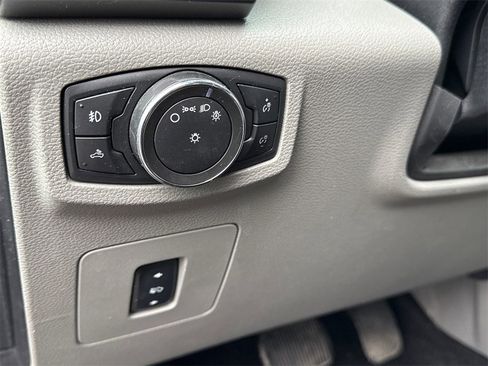 Used 2016 Ford F150 XLT w/ Equipment Group 302A Luxury image 22