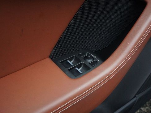 Used 2019 Jaguar F-TYPE R-Dynamic AWD/4WD image 37
