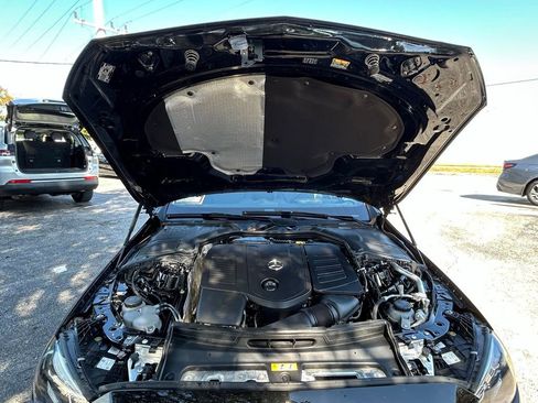 Used 2025 Mercedes-Benz C 300 4MATIC Sedan image 29