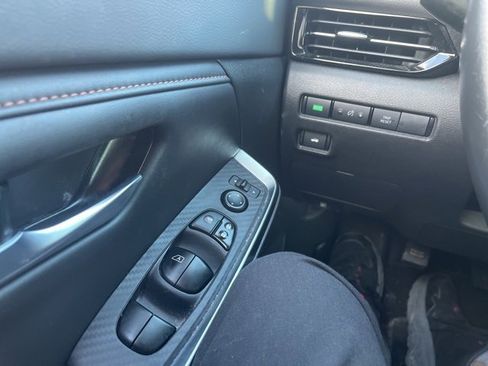 Used 2022 Nissan Sentra SR w/ Electronics Package image 9