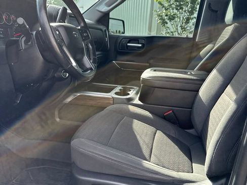 Used 2021 Chevrolet Silverado 1500 RST w/ Z71 Off-Road Package AWD/4WD image 5