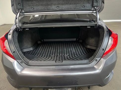 Used 2019 Honda Civic Sport image 16