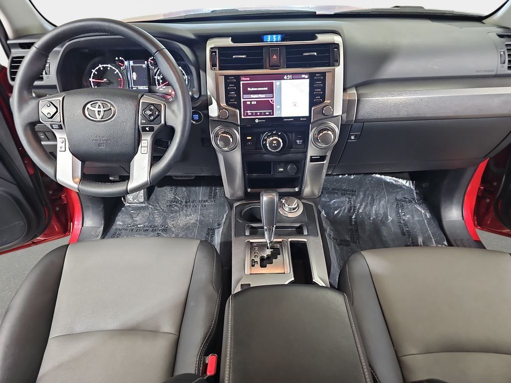 Used 2020 Toyota 4Runner SR5 Premium w/ Moonroof Package AWD/4WD image 10