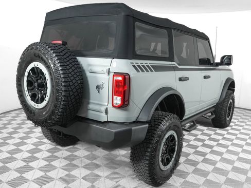 Used 2023 Ford Bronco 4-Door image 5