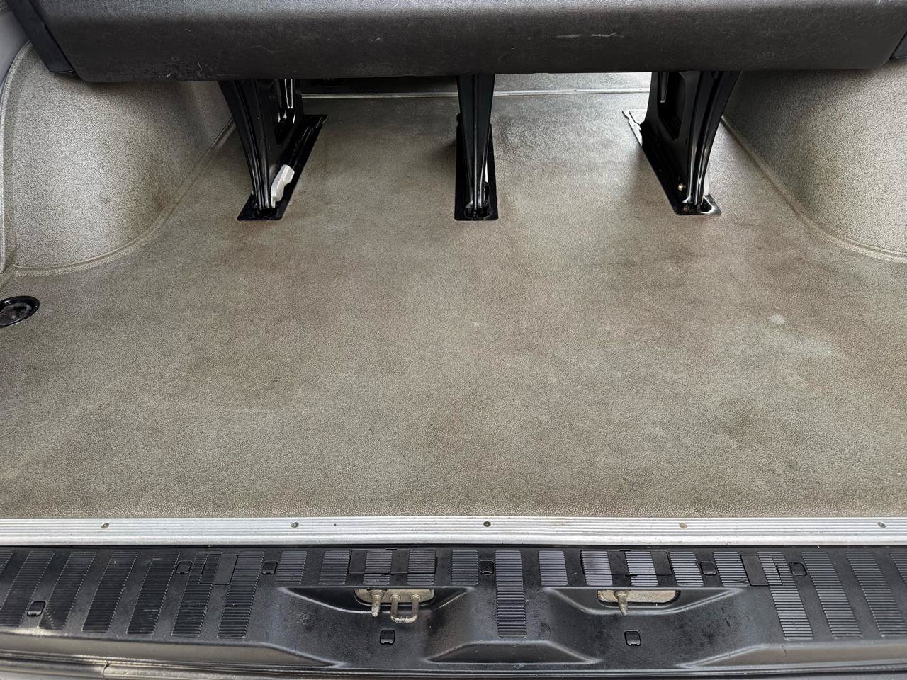 Used 2007 Dodge Sprinter 2500 w/ Cooling Group RWD image 16