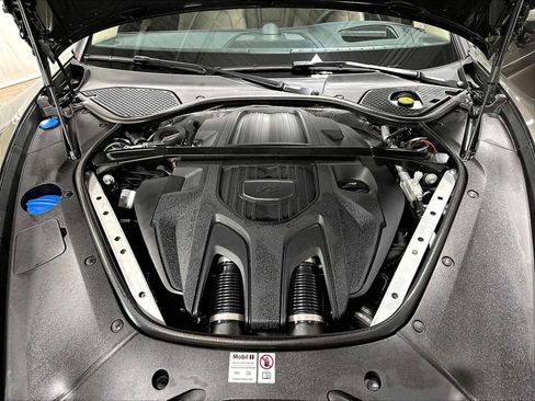 Used 2025 Porsche Panamera 4 AWD/4WD image 35