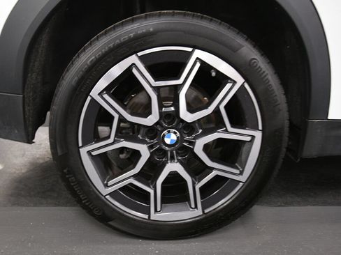 Used 2026 BMW X2 xDrive28i AWD/4WD image 33