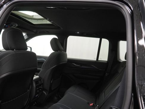 New 2026 Jeep Grand Cherokee Laredo X AWD/4WD image 18