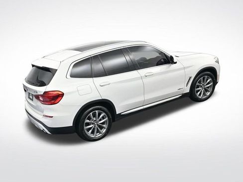 Used 2018 BMW X3 xDrive30i image 2