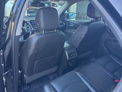 Used 2021 Chevrolet Equinox Premier FWD image 5
