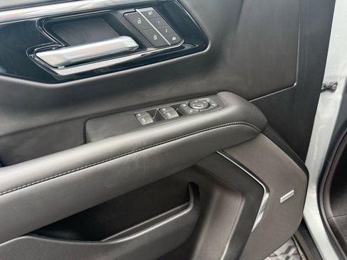 Used 2025 Chevrolet Tahoe Z71 w/ Z71 Off-Road Package image 22