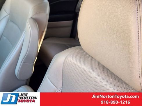 Used 2017 Honda Ridgeline RTL-E image 16