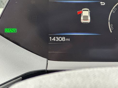 Used 2026 Toyota Prius XLE image 28