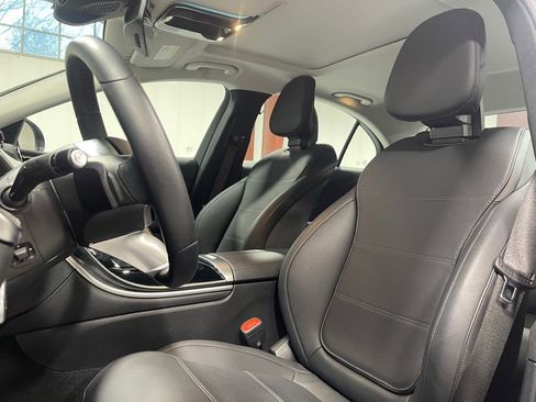 Used 2025 Mercedes-Benz C 300 4MATIC Sedan image 22