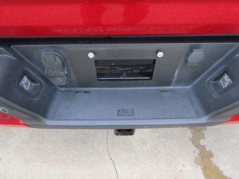 Used 2022 Ford F150 Lariat w/ Equipment Group 502A High AWD/4WD image 16