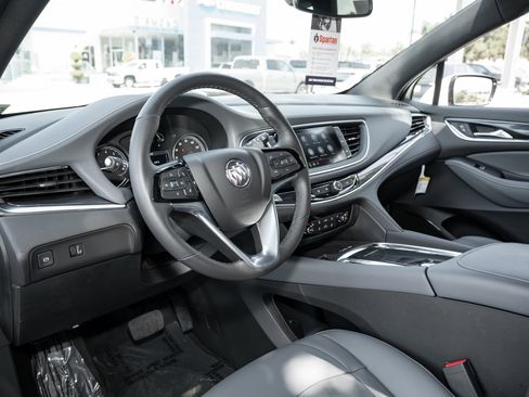 Used 2023 Buick Enclave Essence w/ LPO, Touring Package image 18