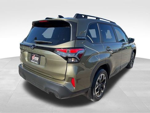 Certified 2026 Subaru Forester Premium AWD/4WD image 7