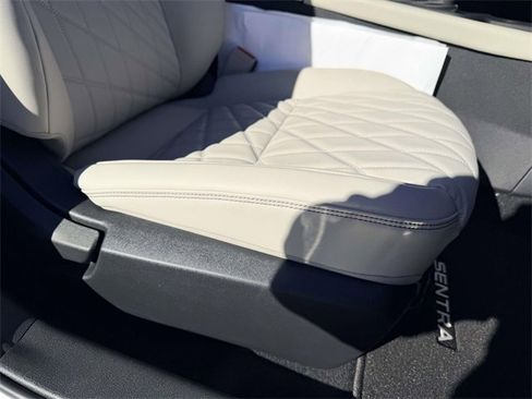 New 2026 Nissan Sentra SL w/ Floor Mat Package image 9
