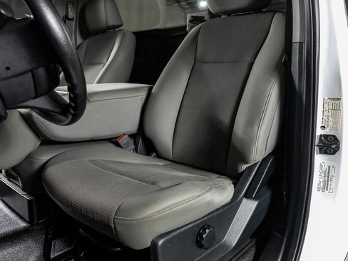 Used 2021 Ford F250 XL w/ Power Equipment Group image 24