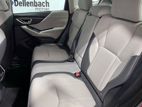 Used 2022 Subaru Forester Premium AWD/4WD image 13