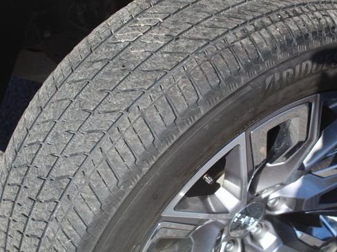 Used 2024 GMC Sierra 1500 Denali w/ Denali Reserve Package image 13