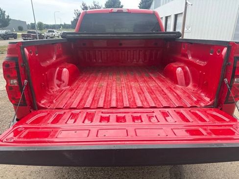 Used 2016 Chevrolet Silverado 1500 Custom w/ Custom Convenience Package AWD/4WD image 11